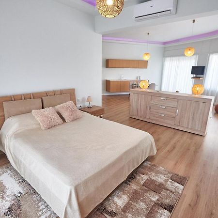 The El Greco Spirit Meets The Athenian Luxury Apt1 外观 照片