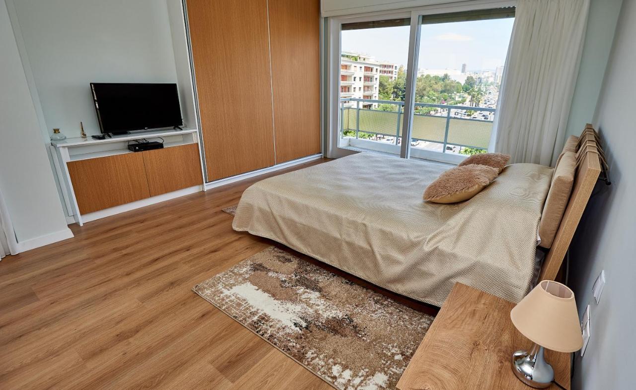 The El Greco Spirit Meets The Athenian Luxury Apt1 外观 照片